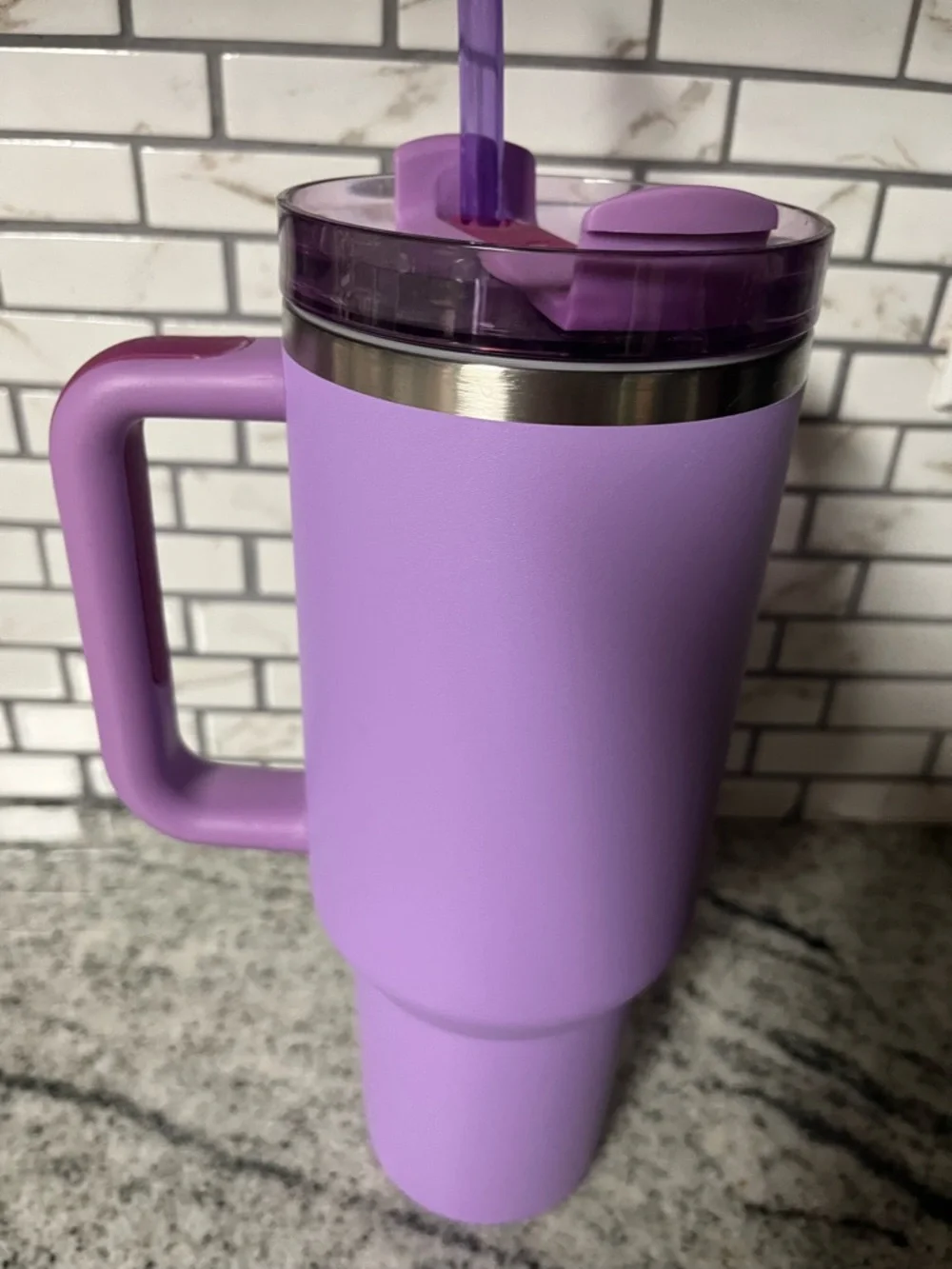 Stanley x Olivia Rodrigo Quencher H2.0 FlowState™ Tumbler 40oz *LIMITED EDITION* - Picture 3 of 7